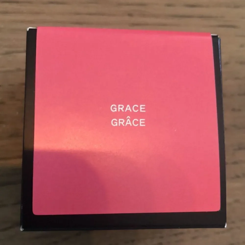 SHEER FLUSH CHEEK TINT WITH SUNFLOWER SEED Color Grace new in the box Ipsy bag